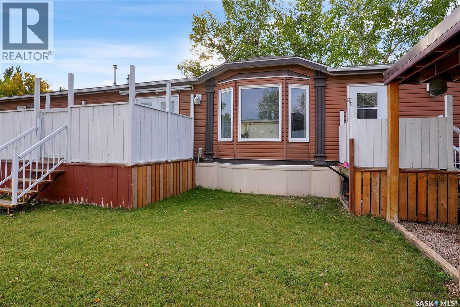 1455 9 Avenue Northeast #f2, Moose Jaw, SK S6J 1C6