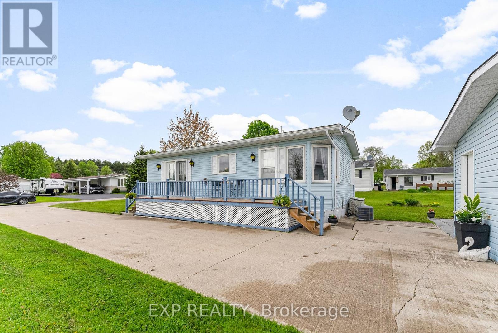 25 Sunset Ln, Horton, ON K7V 0A5