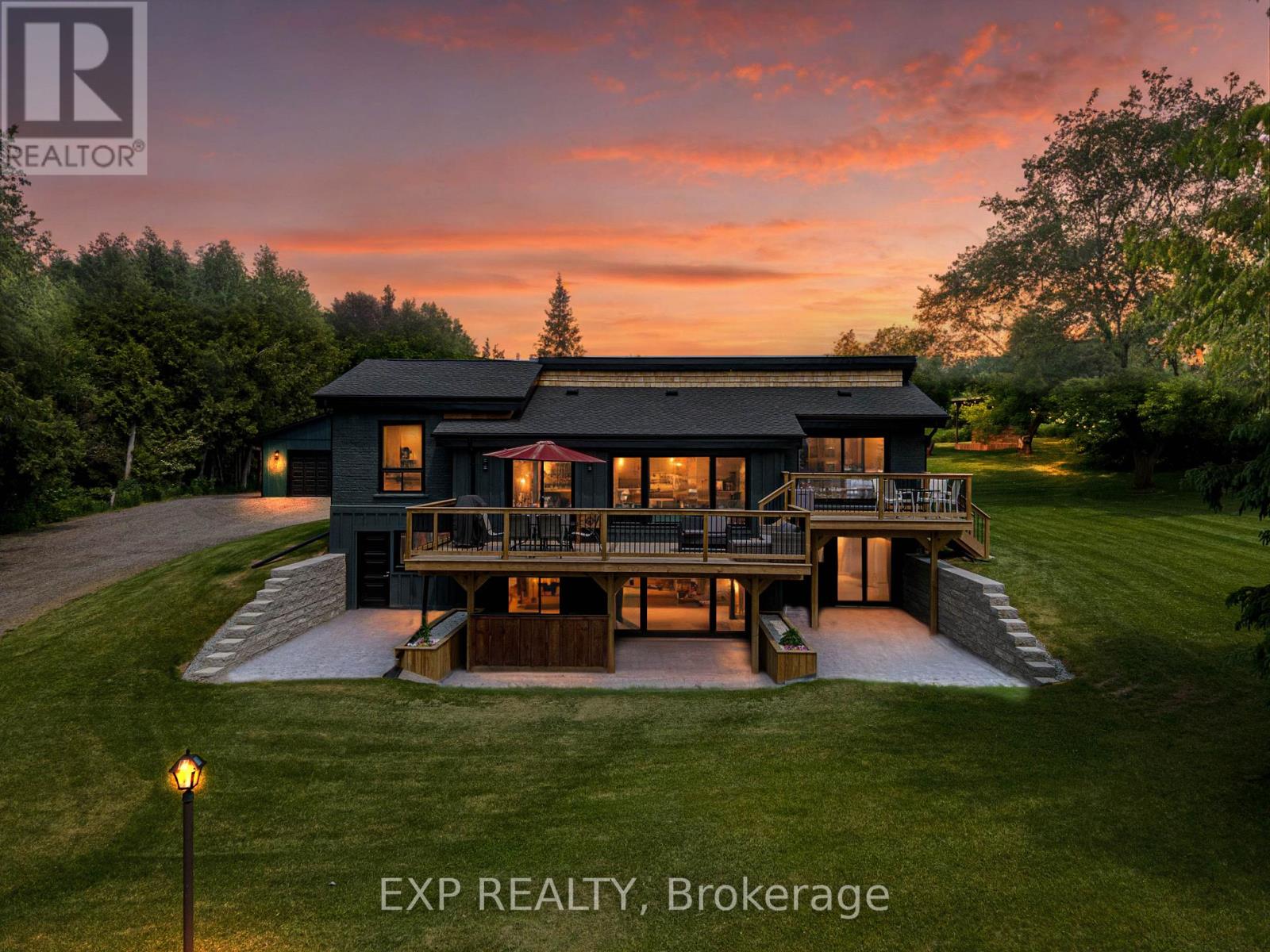 12329 York Durham Line, Uxbridge, ON L0E 1T0