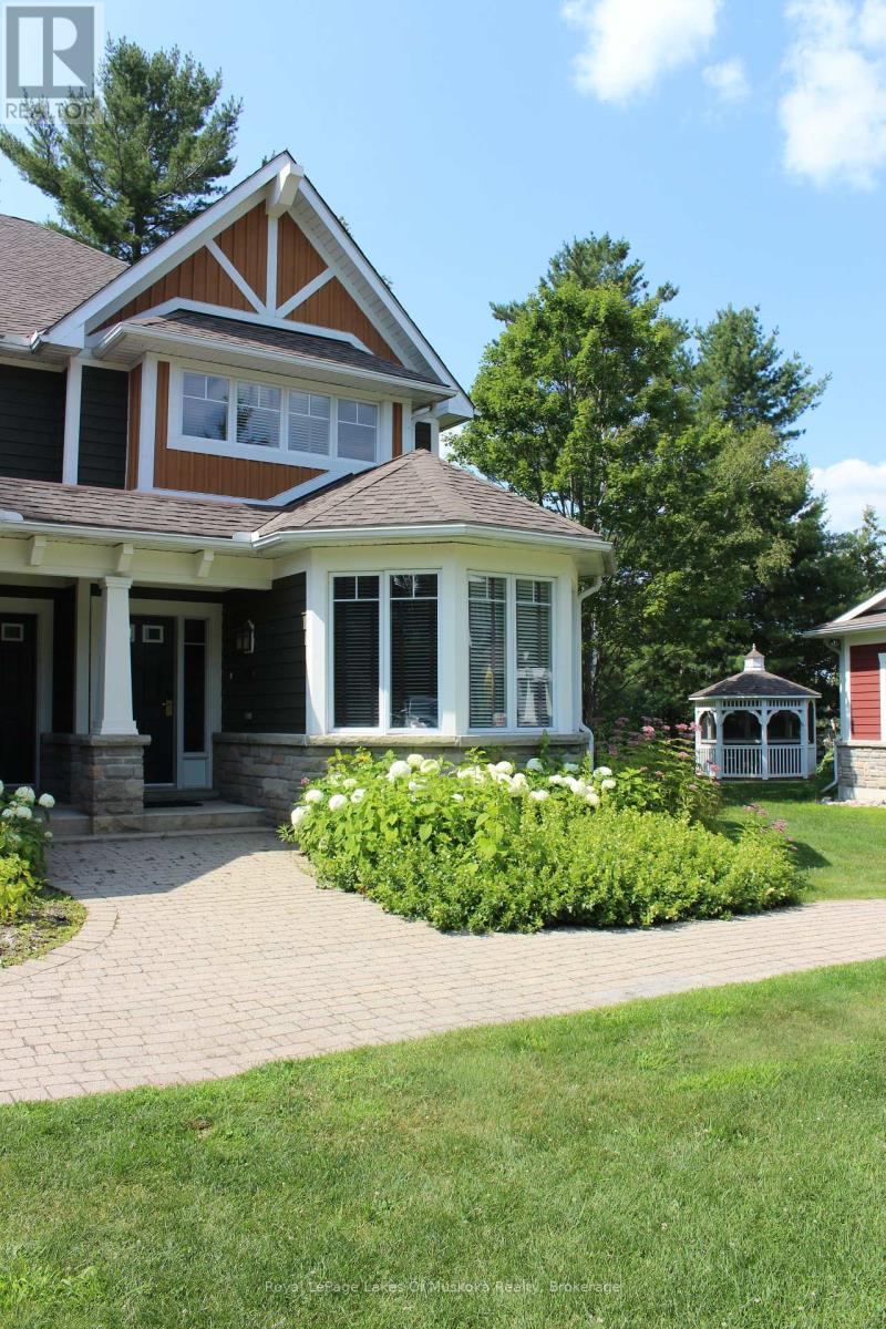 1020 Birch Glen Rd 14 W 3 Rd, Lake of Bays, ON P0B 1A0