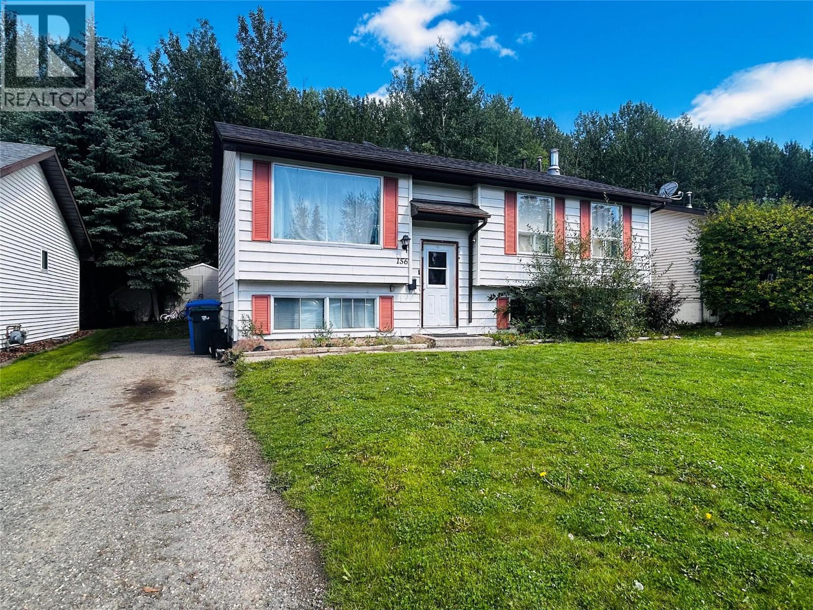 156 Gwillim Cres, Tumbler Ridge, BC V0C 2W0