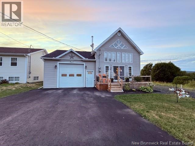 47 Sunset Dr, Campbellton, NB E3N 1S4