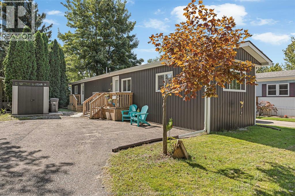 182 Neil Ct, Essex, ON N8M 2A7