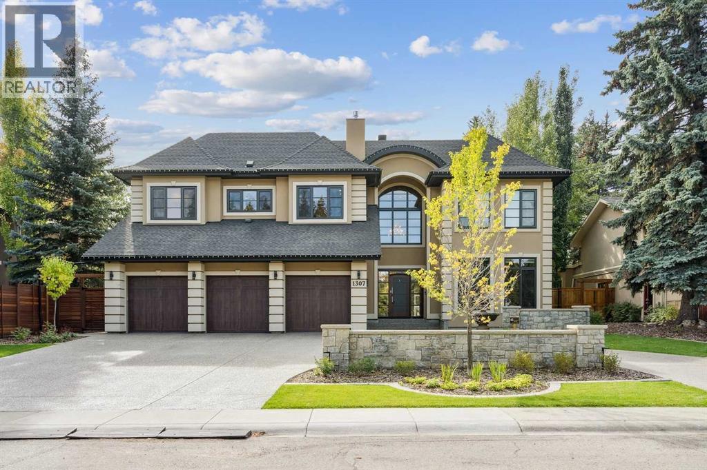 1307 Baldwin Cres SW, Calgary, AB T2V 2B7