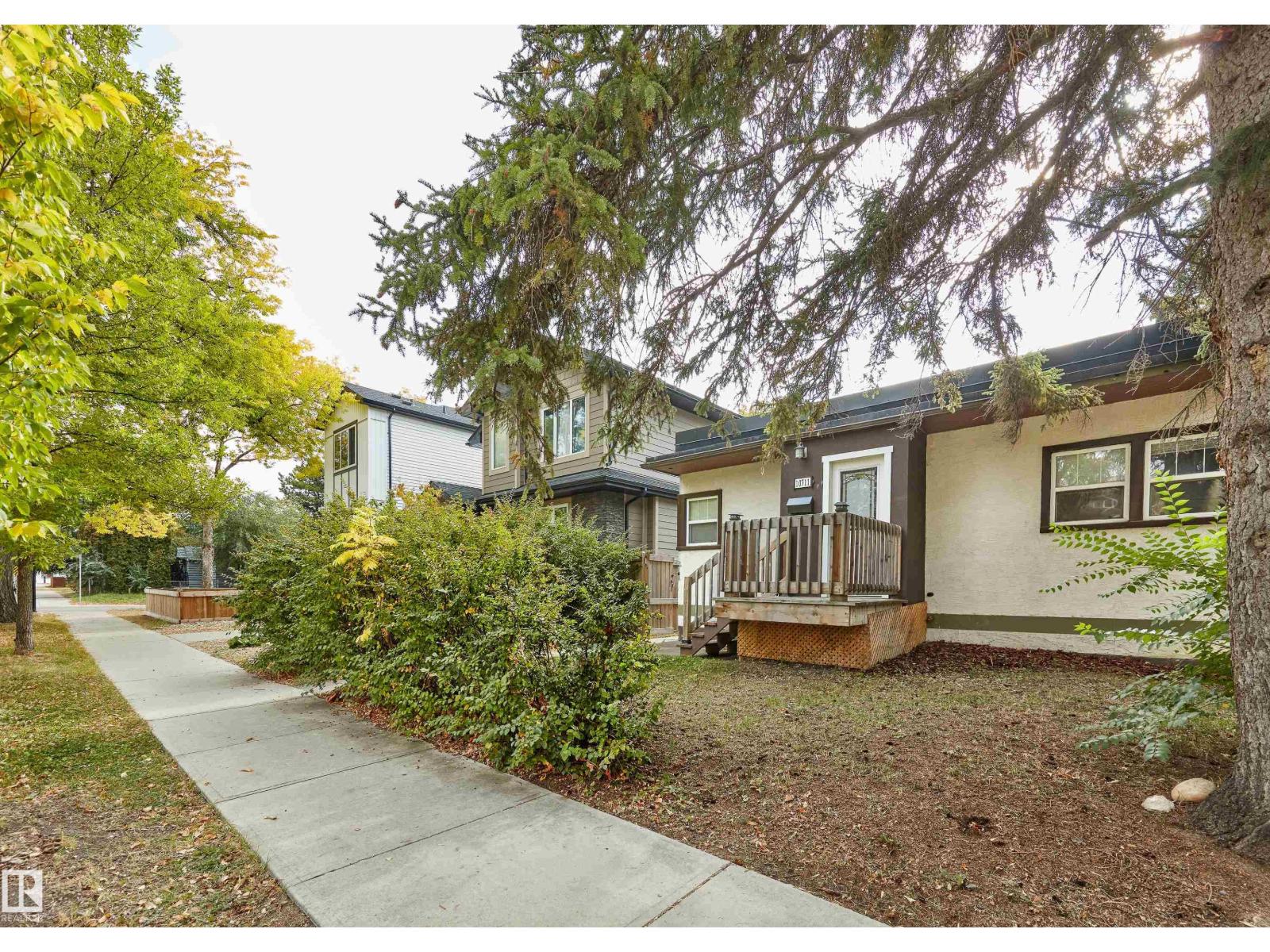 76 Av Nw Unit 10711, Edmonton, AB T6E 1L8