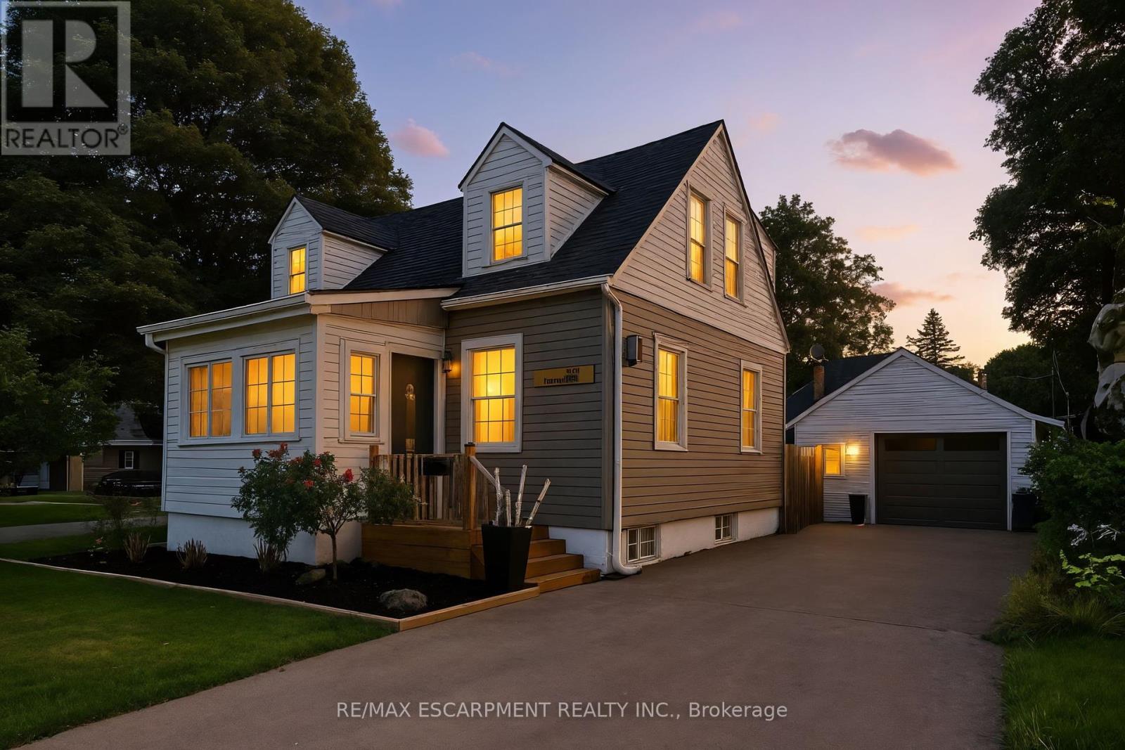 237 Fifth Ave, Woodstock, ON N4S 2G3
