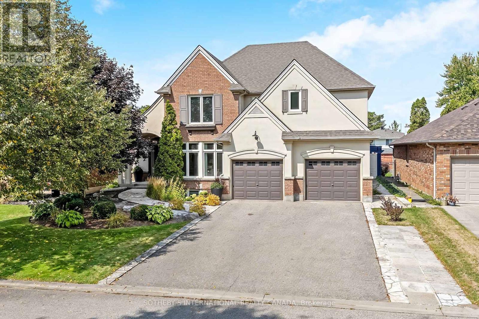 18 Marigold St, Brantford, ON N3R 5W7