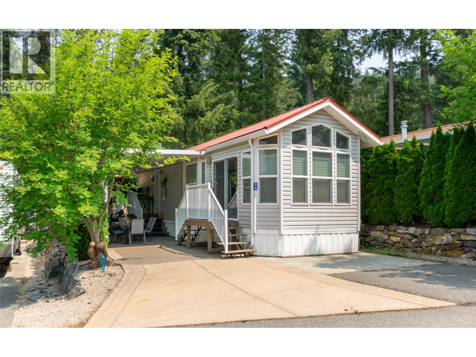 2698 Blind Bay Road Unit G34, Blind Bay, BC V1E 1H1