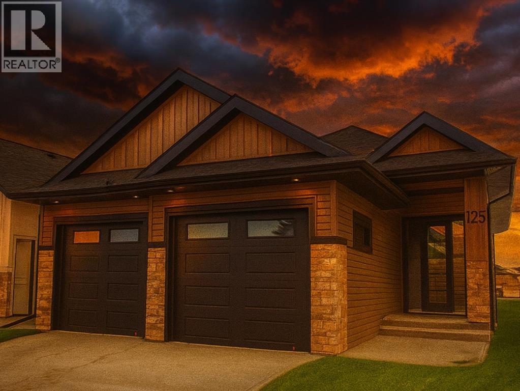 125 Larratt Close, Red Deer, AB T4R 0S6