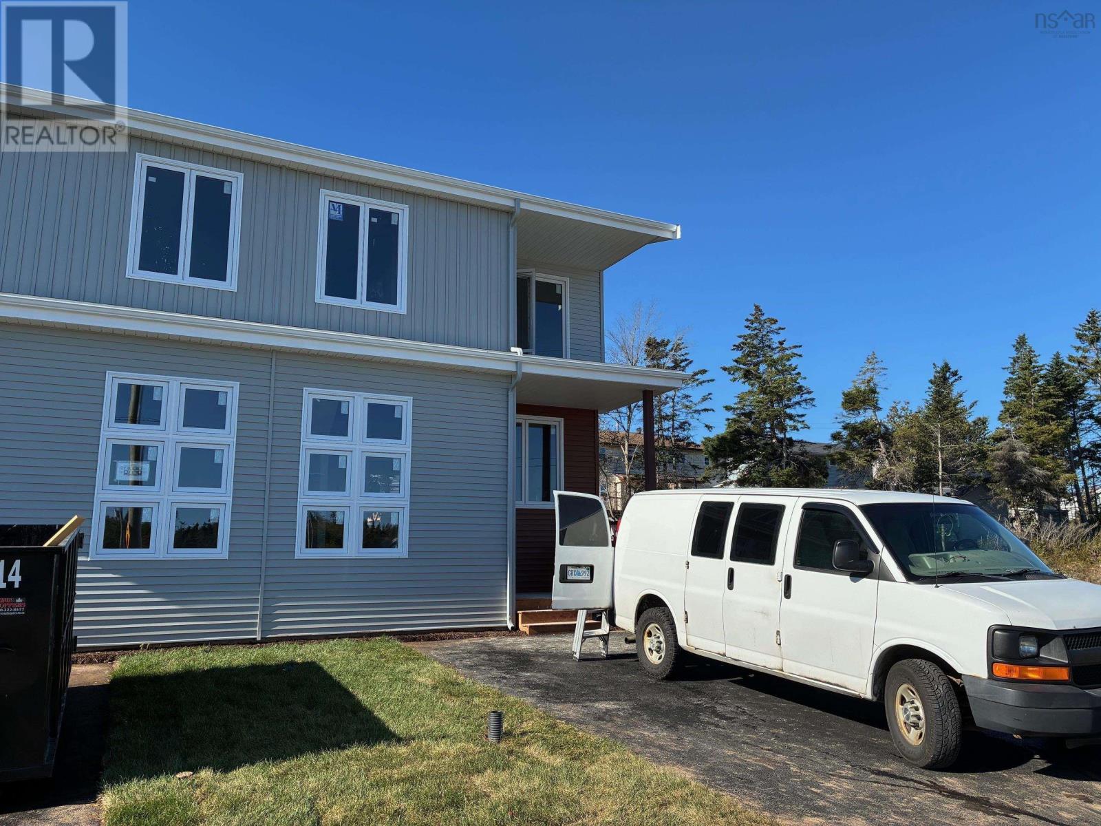 21 Berm St #25b St, Herring Cove, NS B3R 0H2