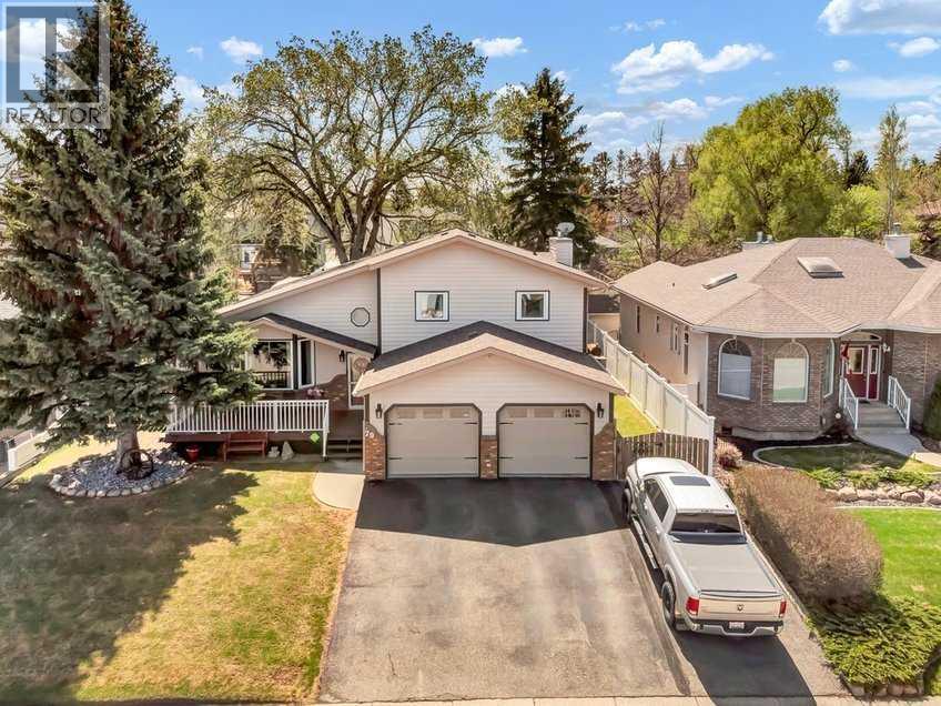 79 Fairview Way E, Brooks, AB T1R 0N6