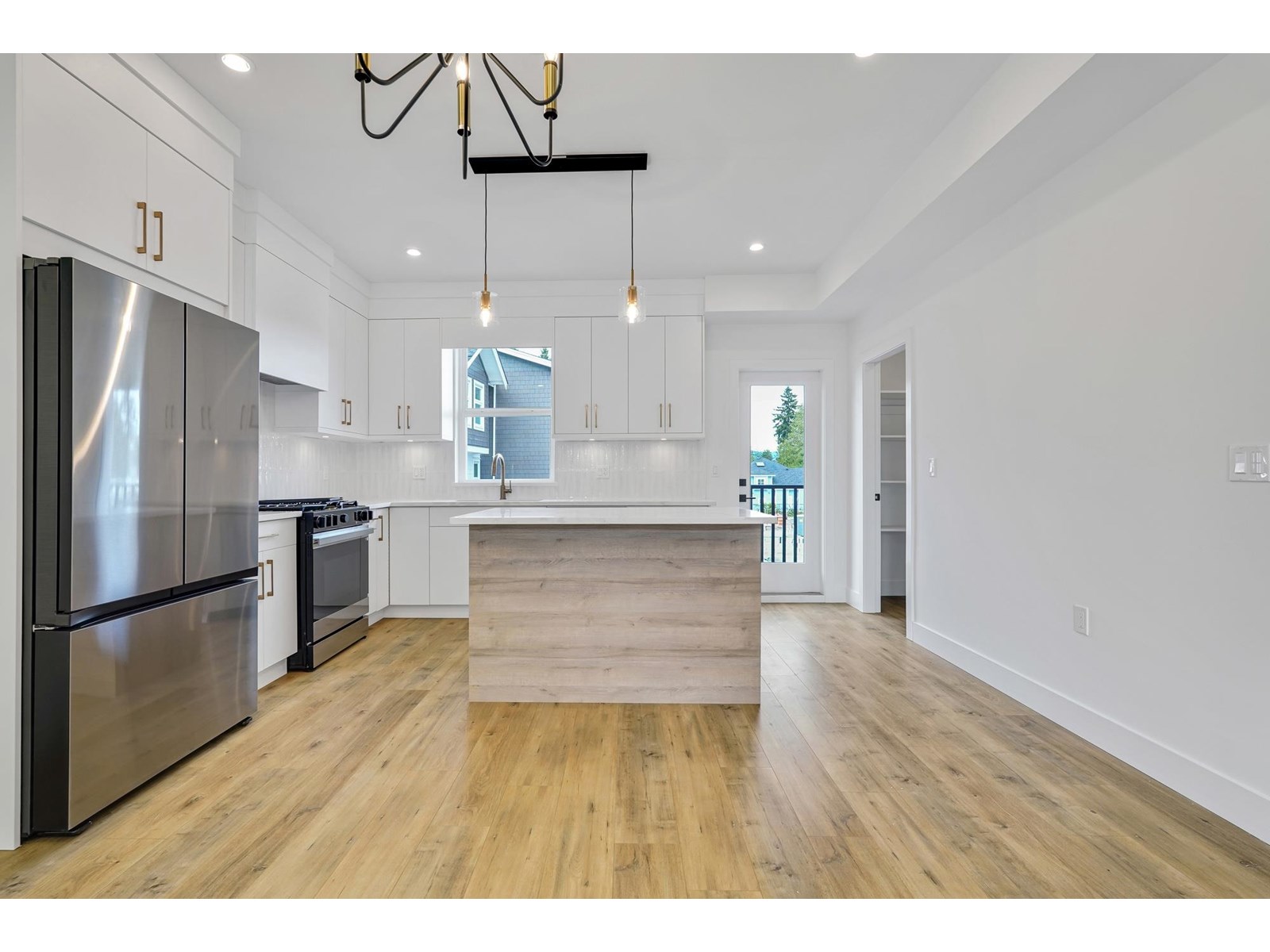 12770 105 Avenue Unit 24, Surrey, BC V3V 0H2
