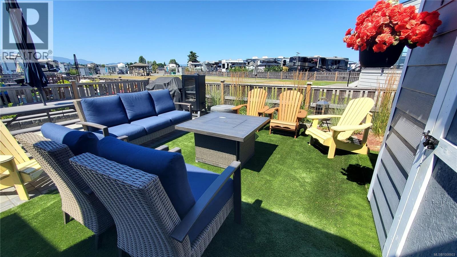 200 Corfield Street North #c279, Parksville, BC V9P 2S5