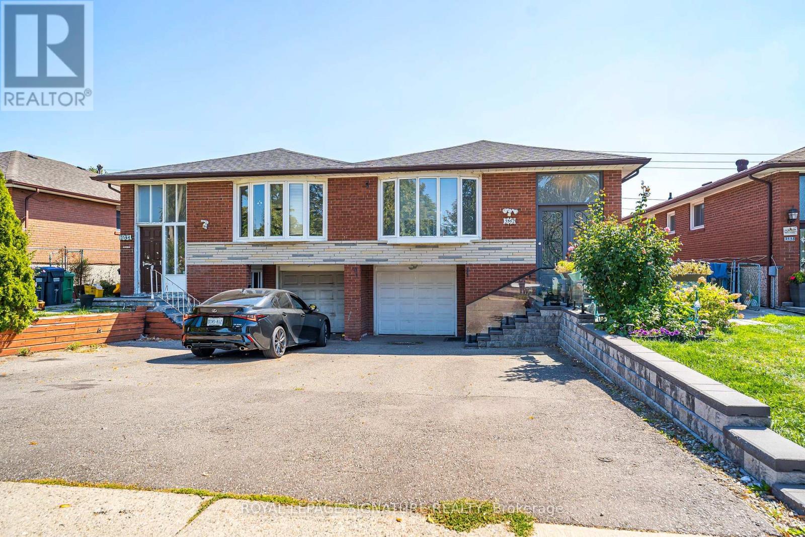 3562 Laddie Cres, Mississauga, ON L4T 1N1