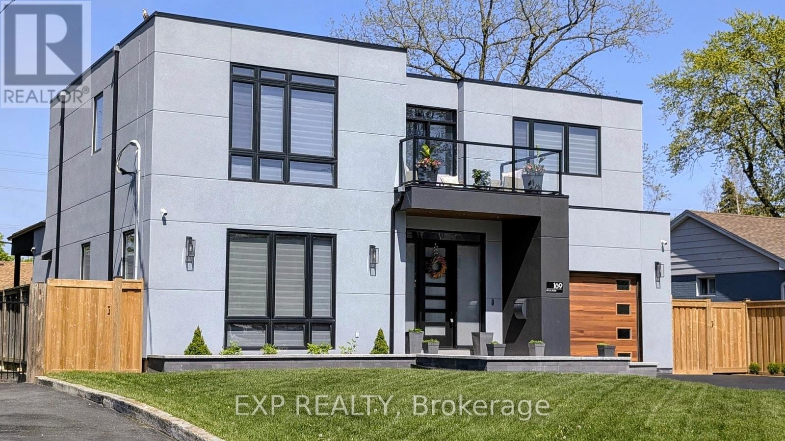 169 Euston Rd, Burlington Appleby, ON L7L 4V7