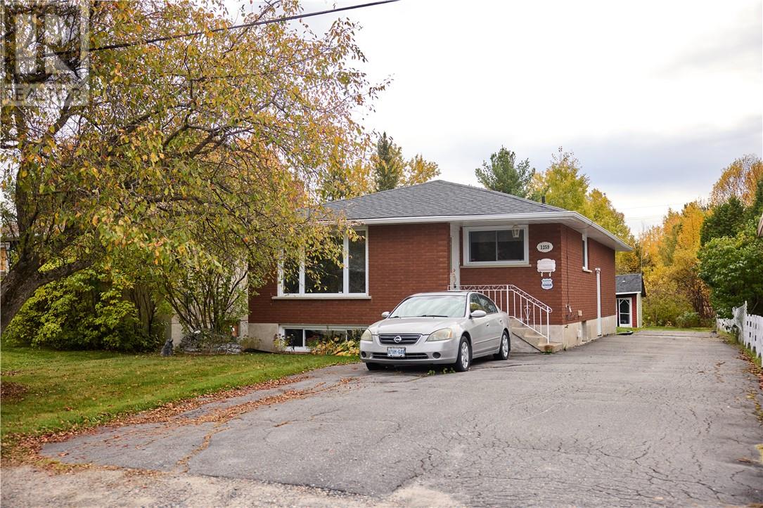 1259 Peel St, Sudbury, ON P3A 1S1