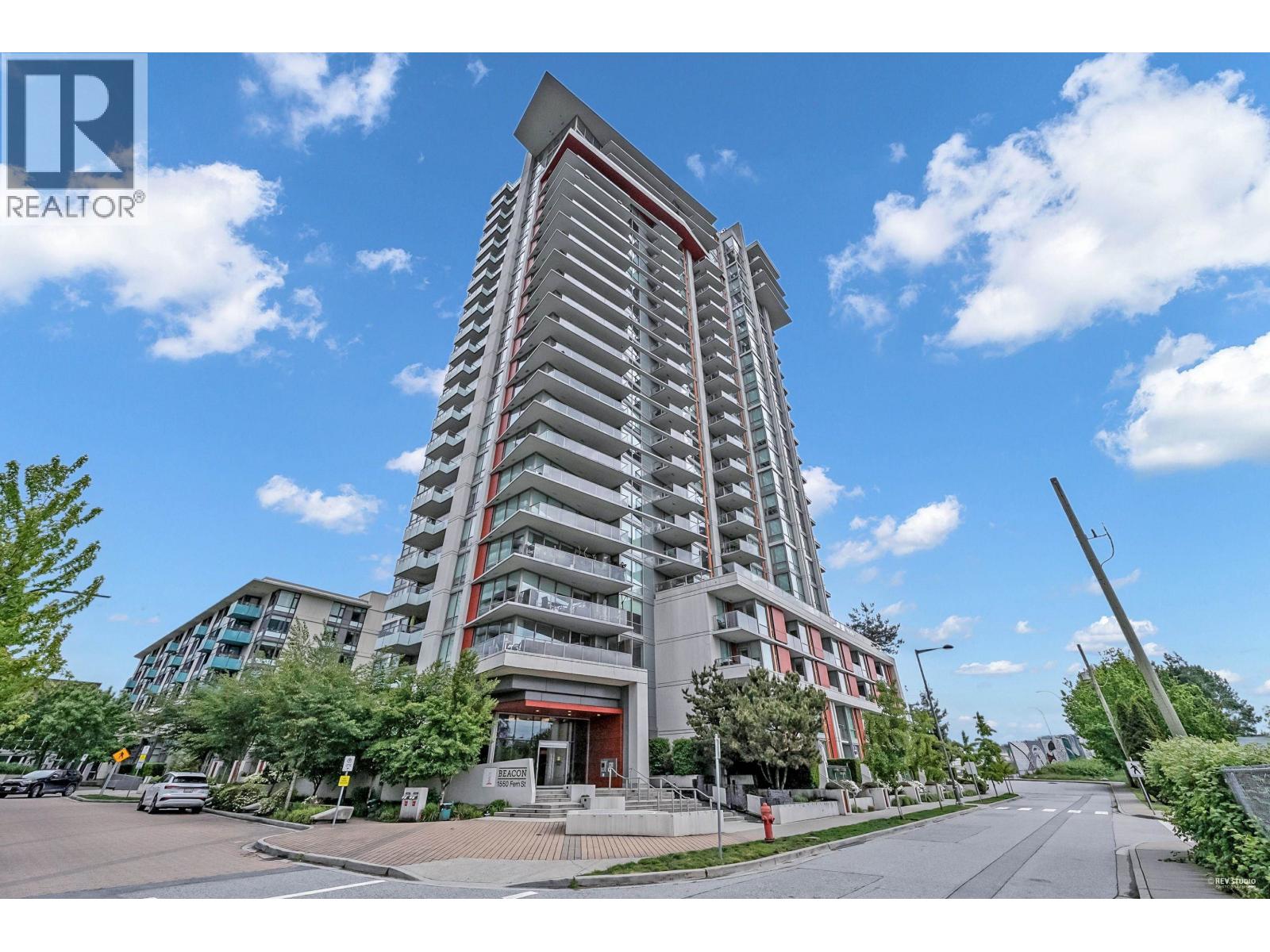 1550 Fern Street Unit 1005, North Vancouver, BC V7J 0A9