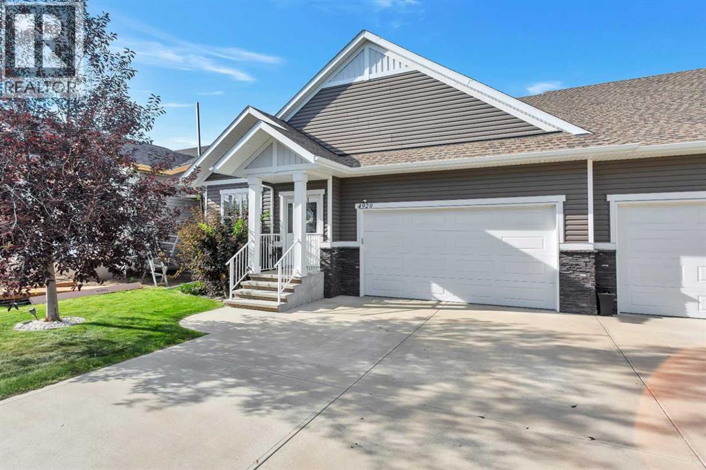 4920 Beardsley Ave, Lacombe, AB T4L 0G3