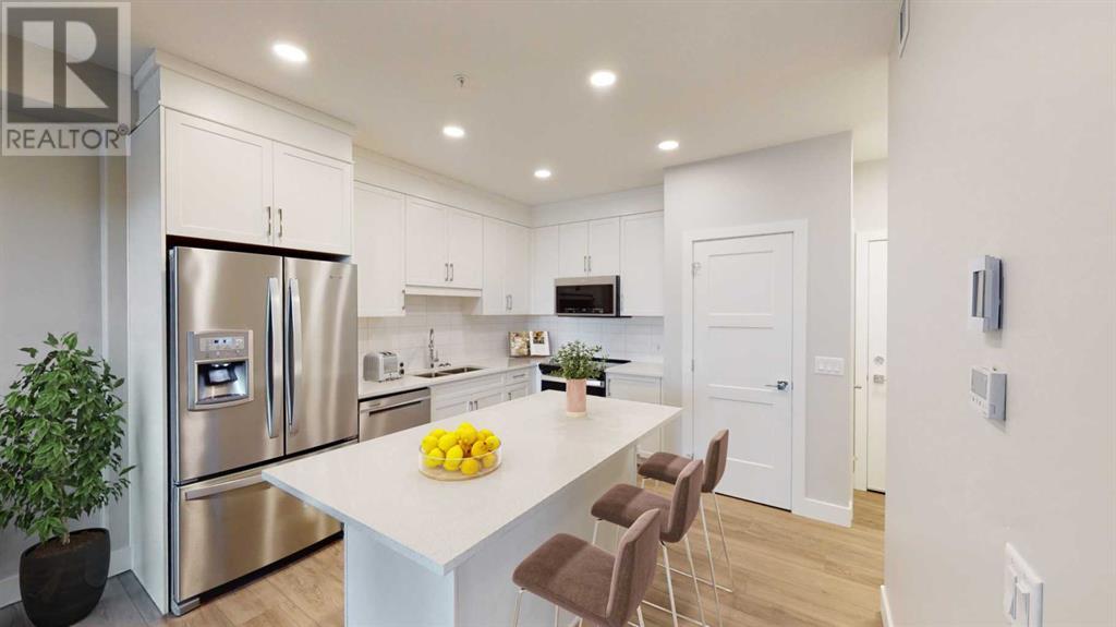 8355 19 Avenue Sw Unit 220, Calgary, AB T3H 6G3
