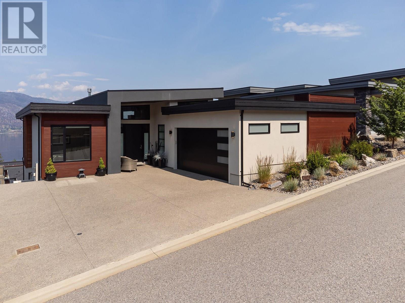 3424 Water Birch Cir, Kelowna, BC V1V 3G1