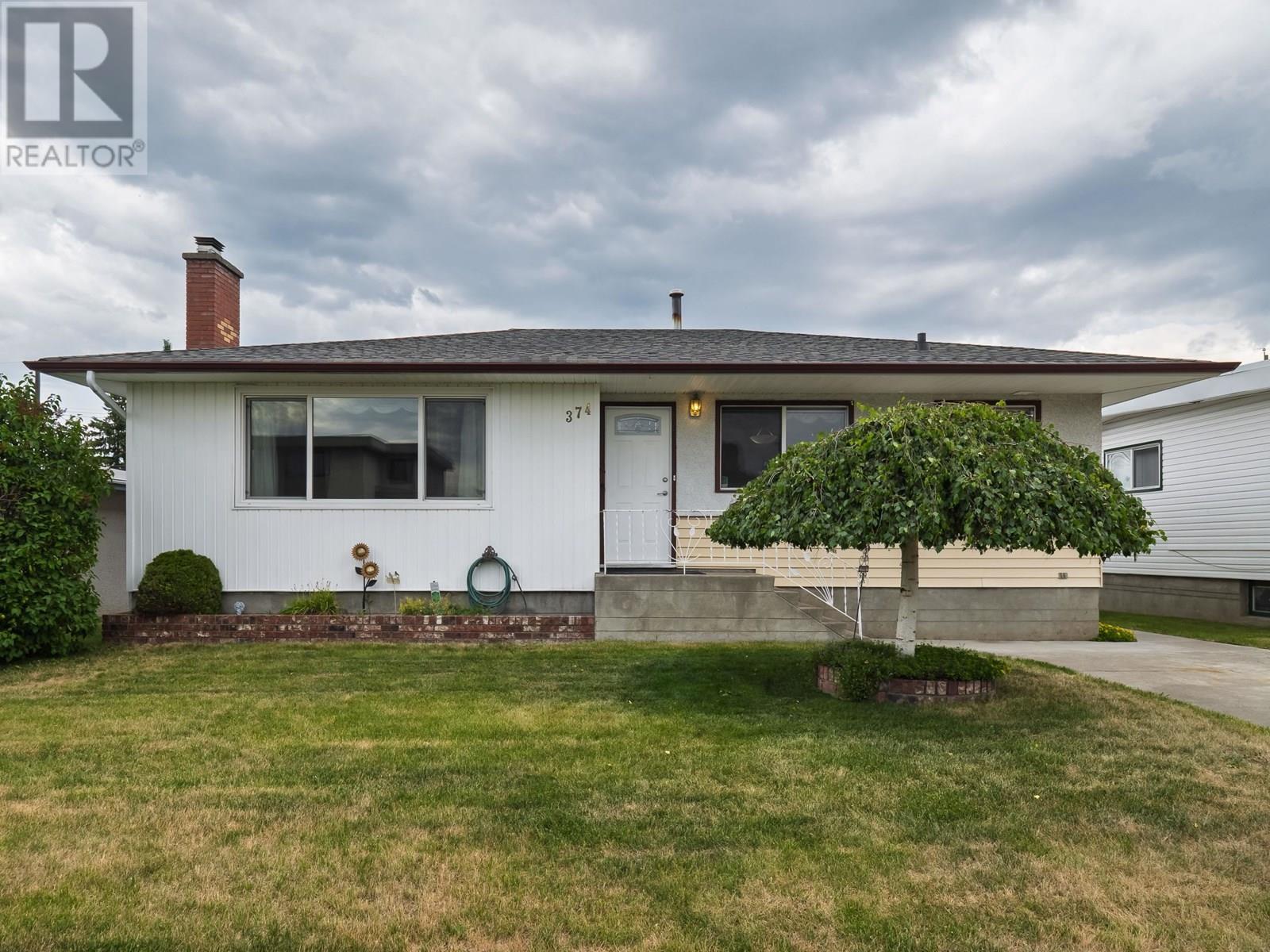 374 S Nicholson St, Prince George, BC V2M 3L9