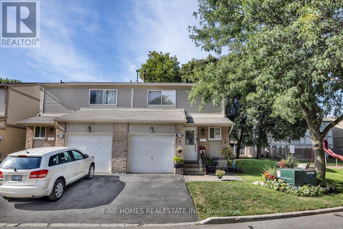 24 New Havens Way, Markham, ON L3T 5G2