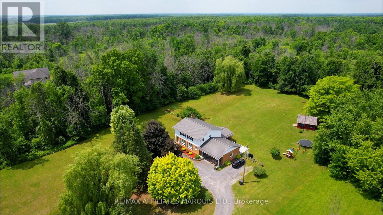 18201 County Rd 19 Rd, South Glengarry, ON K6K 0A7
