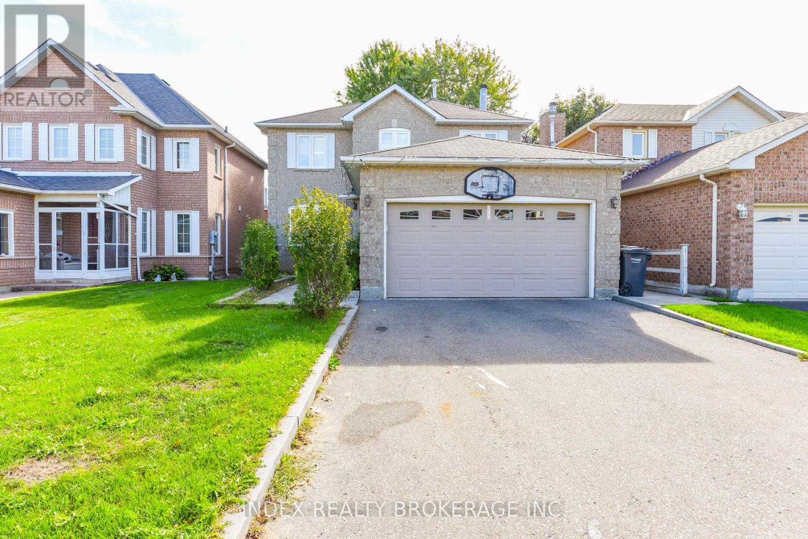 81 Mullis Cres, Brampton, ON L6Y 4S9