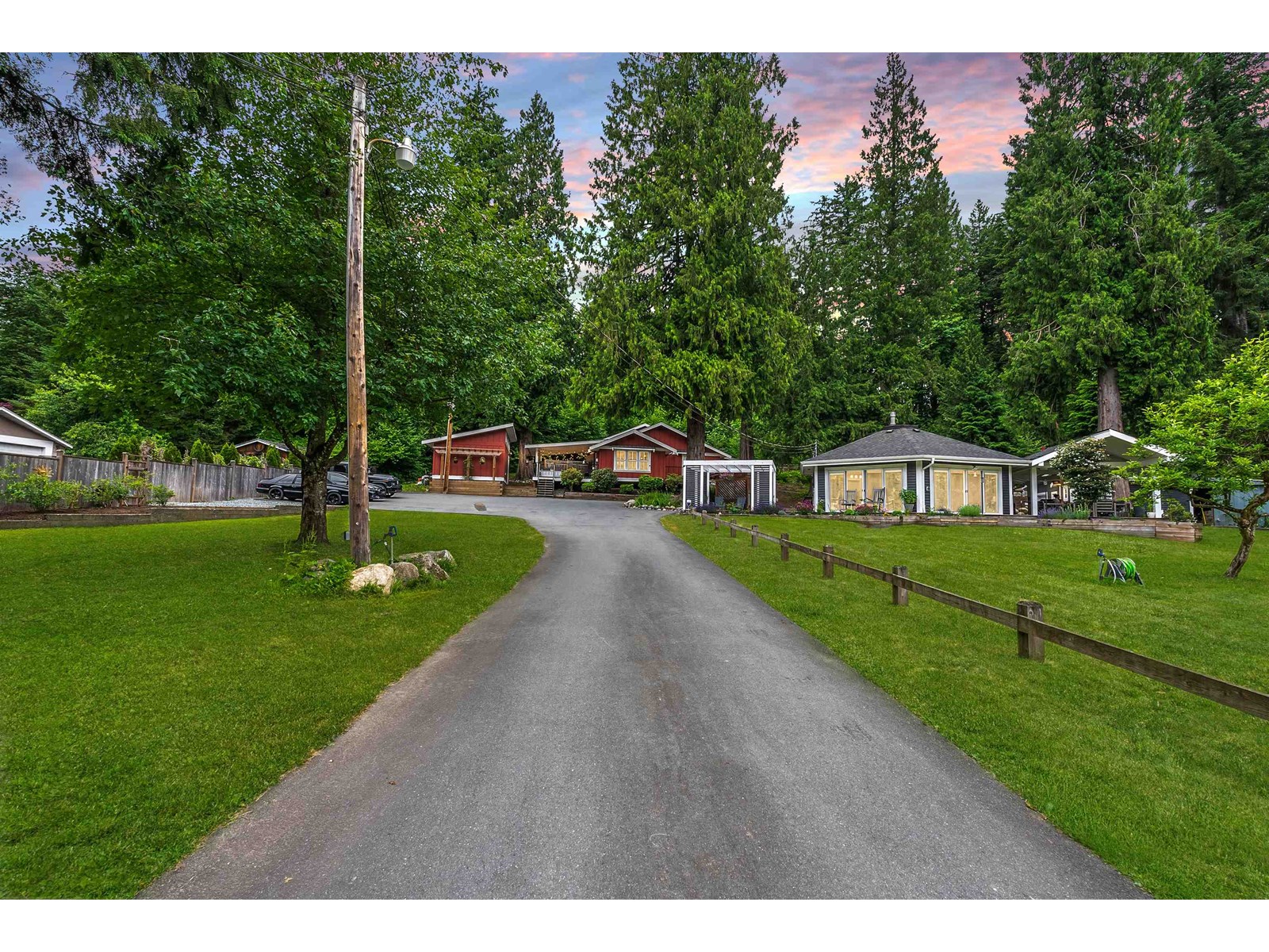 34215 Ferndale Ave, Mission, BC V2V 7G2