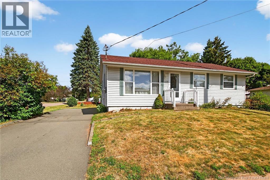 175 Thibodeau St, Dieppe, NB E1A 1V7
