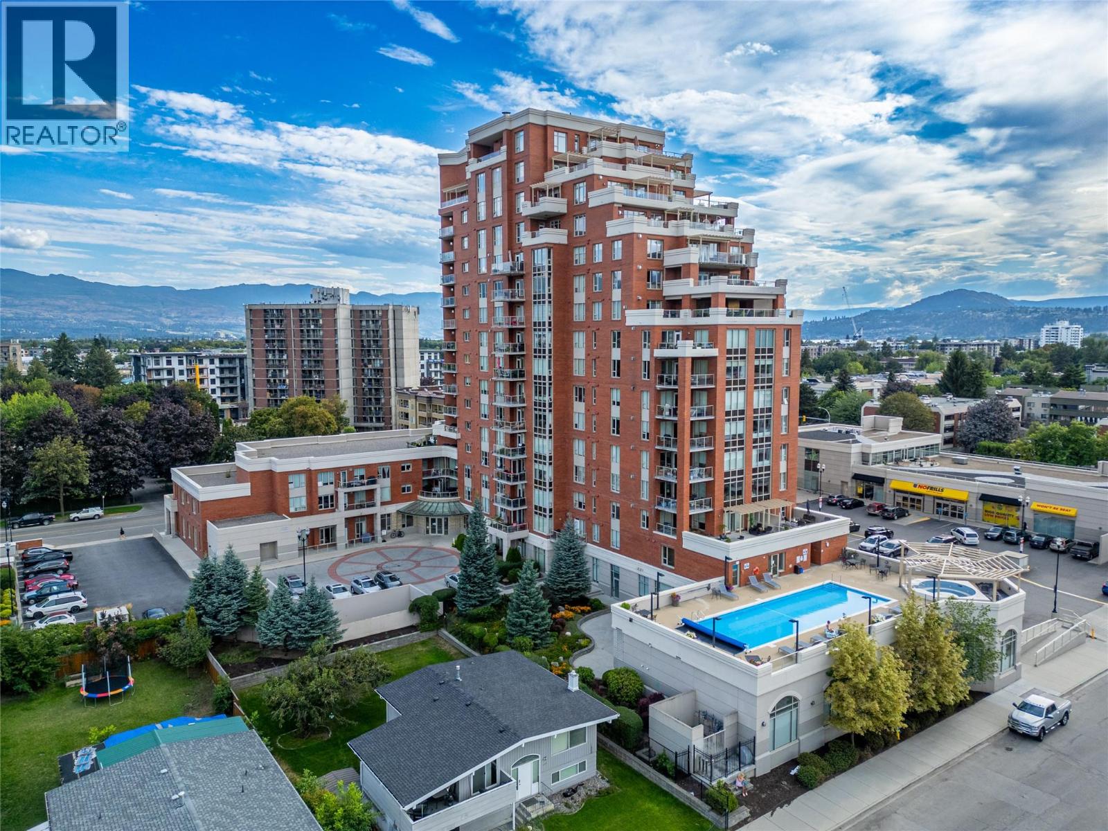 1160 Bernard Avenue Unit 712, Kelowna, BC V1Y 6R2
