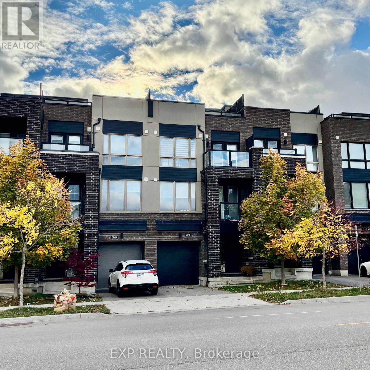 3048 Postridge Dr, Oakville, ON L6H 0R9