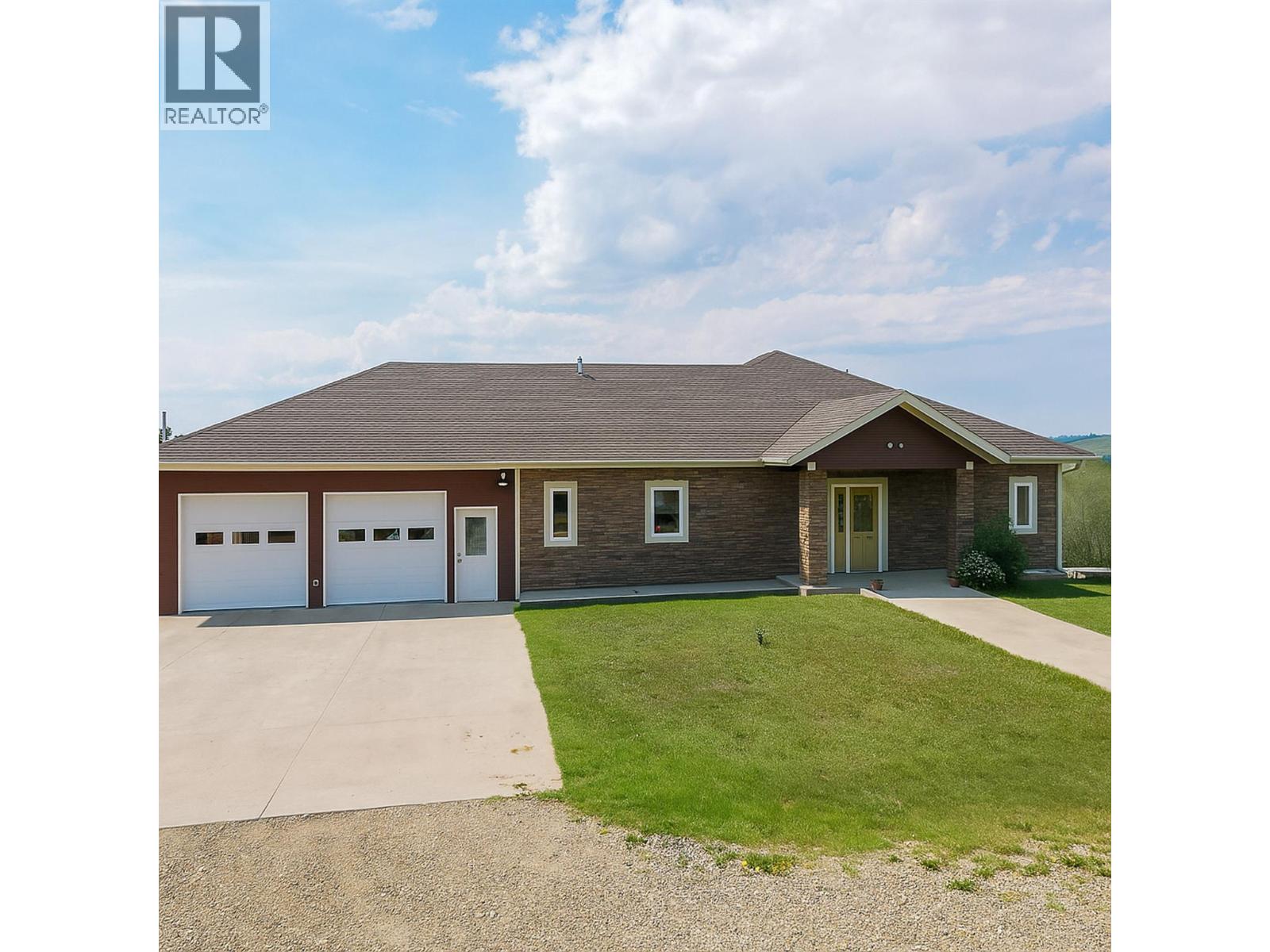 408 Briar Ridge Rd, Pouce Coupe, BC V0C 2C0