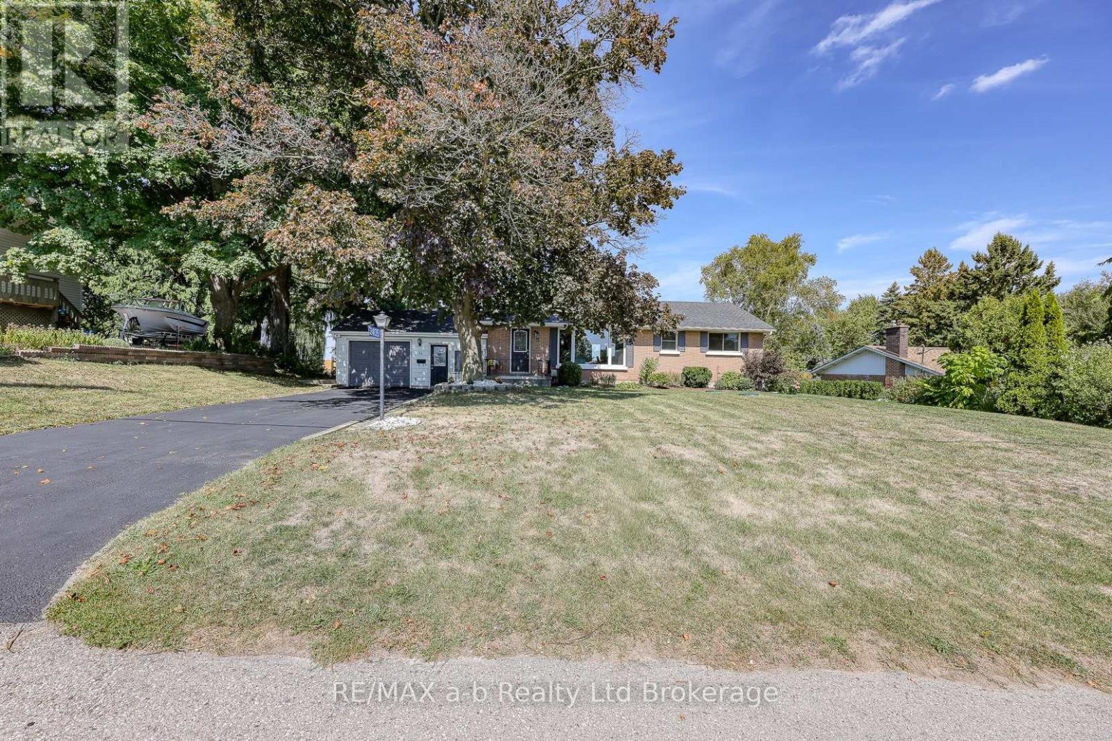 324135 Mount Elgin Rd, South-West Oxford, ON N0J 1N0