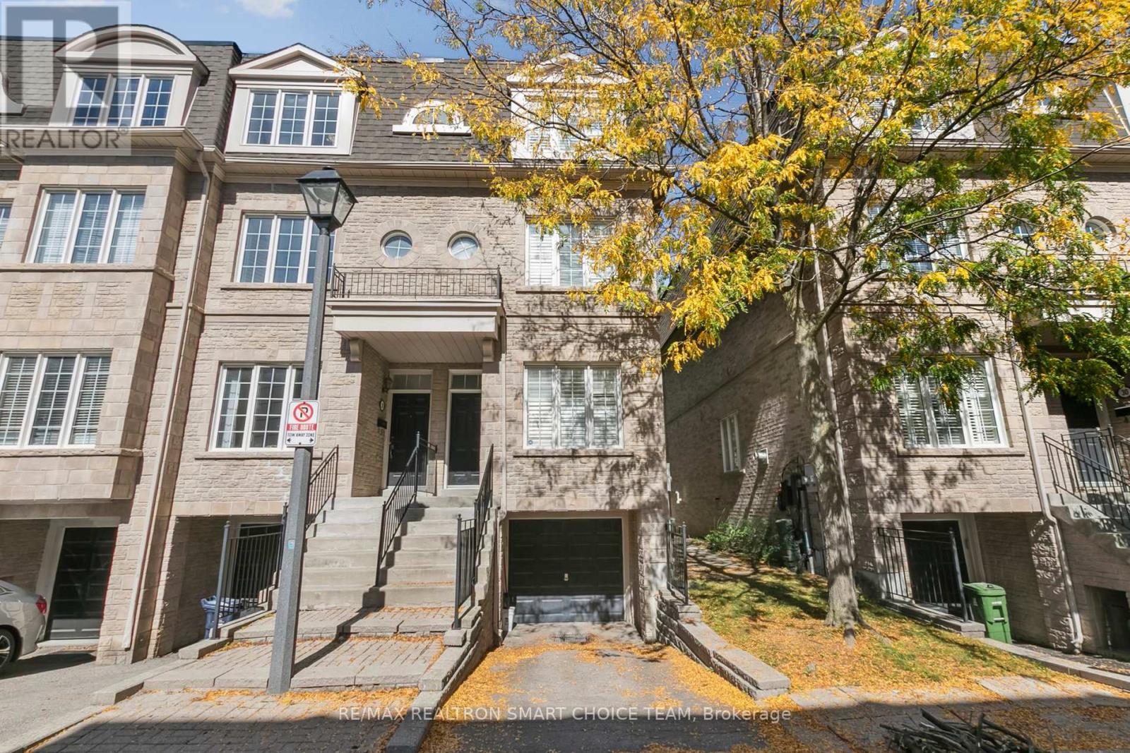 12 34 Mcbride Ln, Toronto, ON M2N 7B8