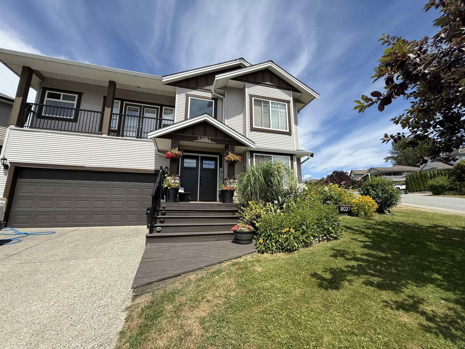 8021 Melburn Dr, Mission, BC V2V 7B6