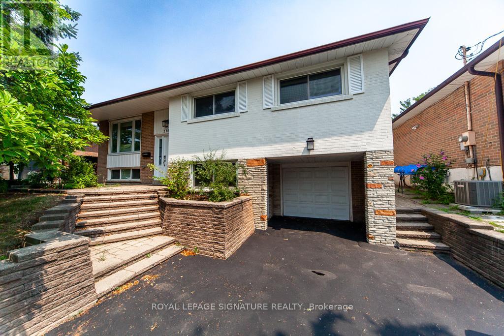 3605 The Credit Woodlands, Mississauga, ON L5C 2K8