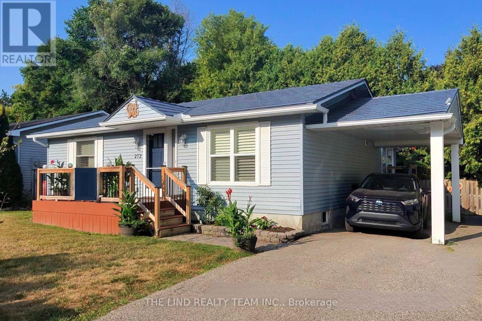 272 Jeff Smith Ct, Newmarket, ON L3Y 8C5