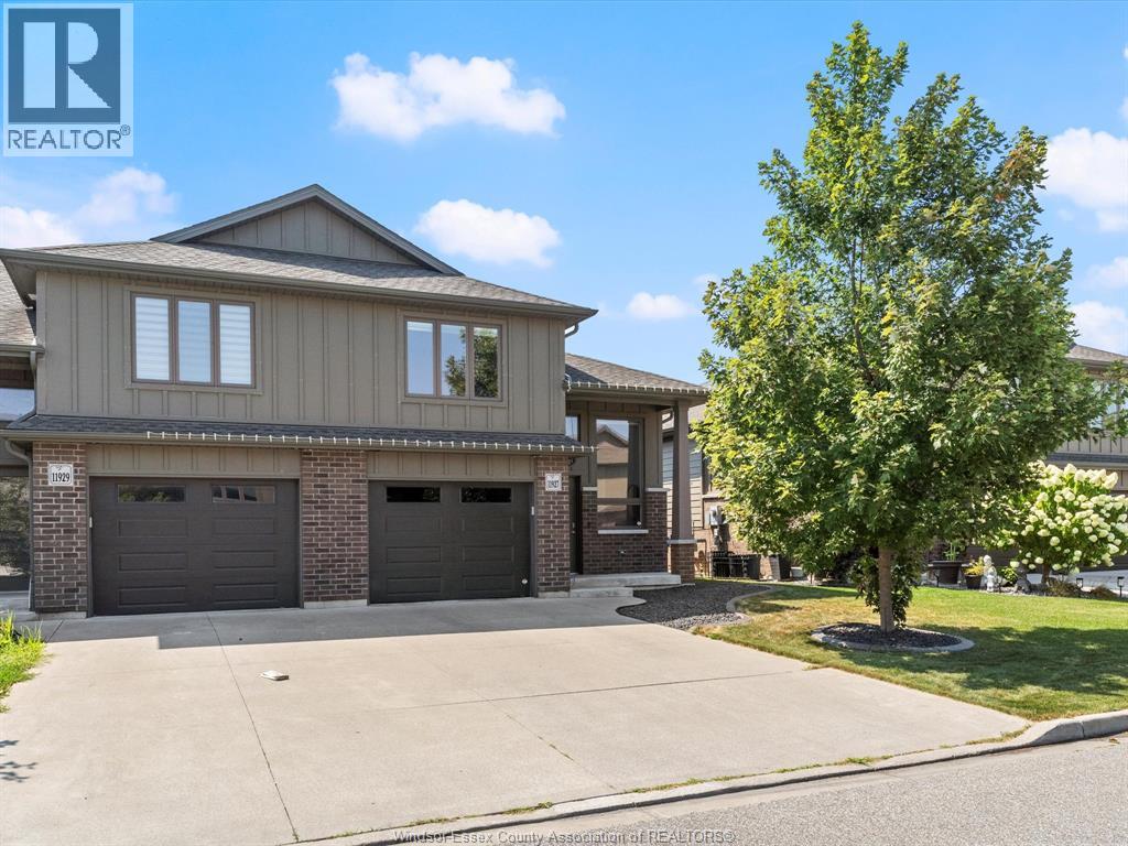 11927 Maitland Ave, Windsor, ON N8P 0B9