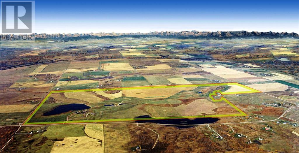 272065 Lochend Rd, Rural Rocky View County, AB T0M 1L0