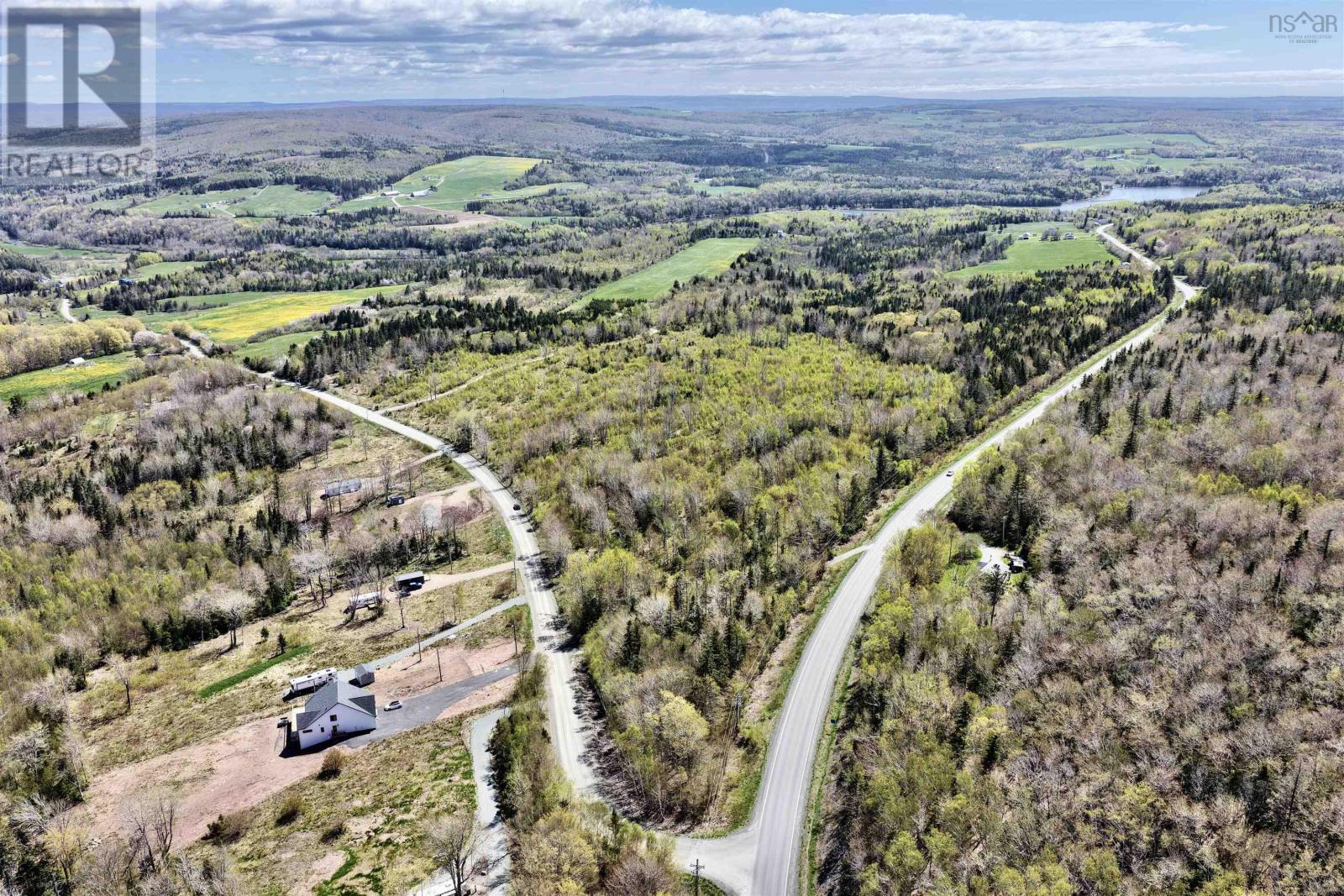 19 NE Mabou Rd, Mabou, NS B0E 1X0
