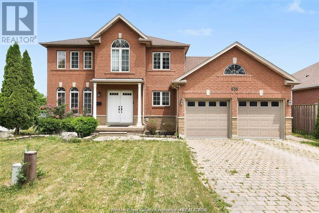 936 N Talbot, Windsor, ON N9G 2S3