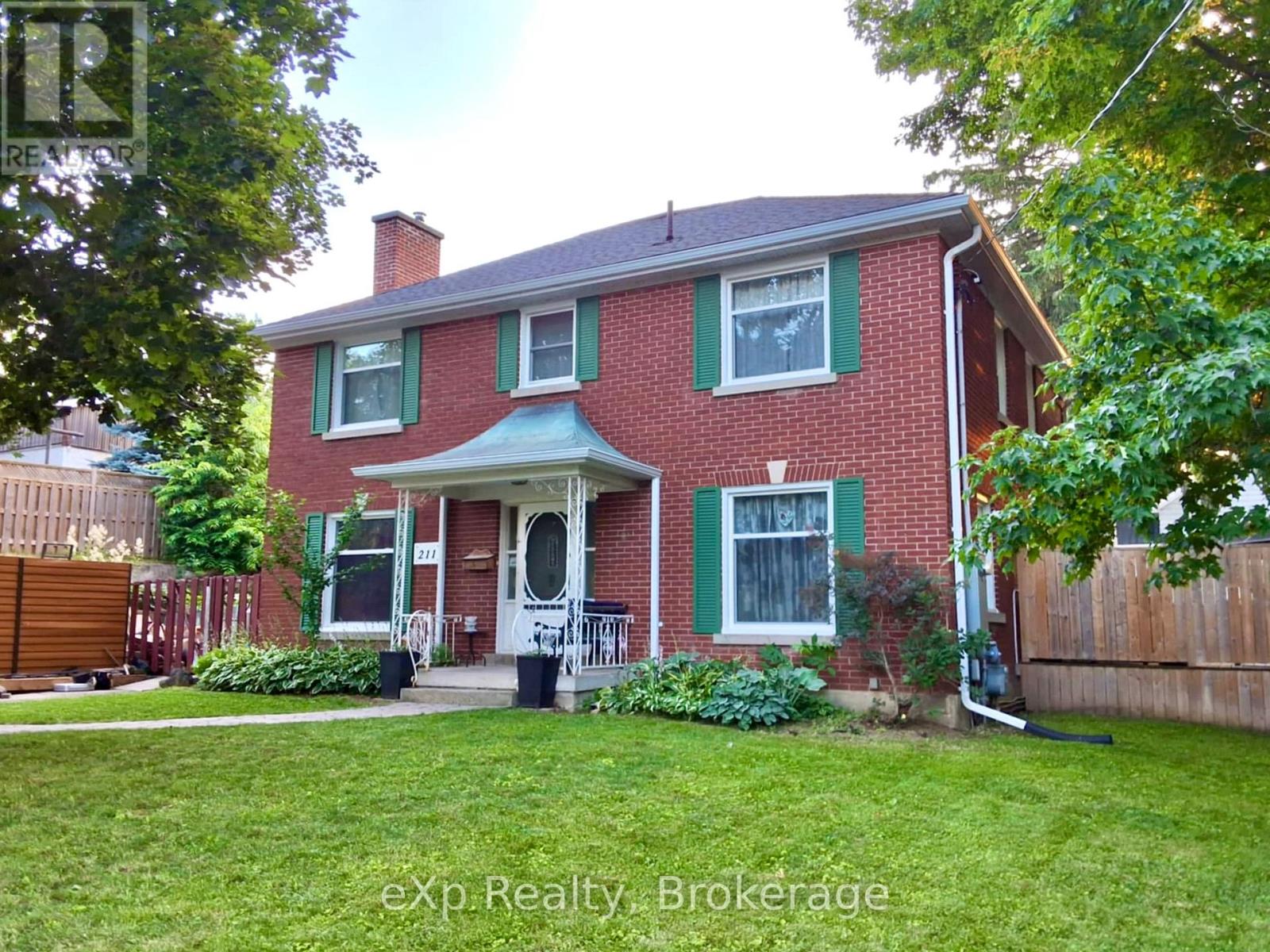 211 Victoria St S, Brockton, ON N0G 2V0