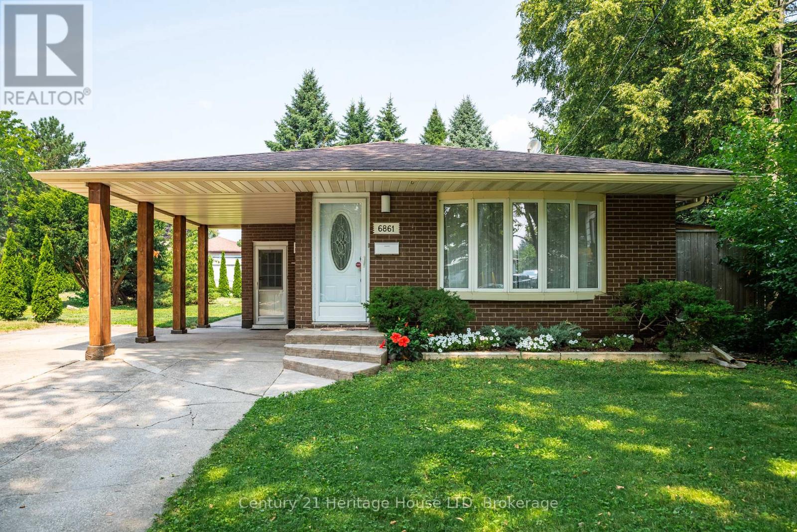 6861 Fairlawn Cres, Niagara Falls, ON L2G 5B2