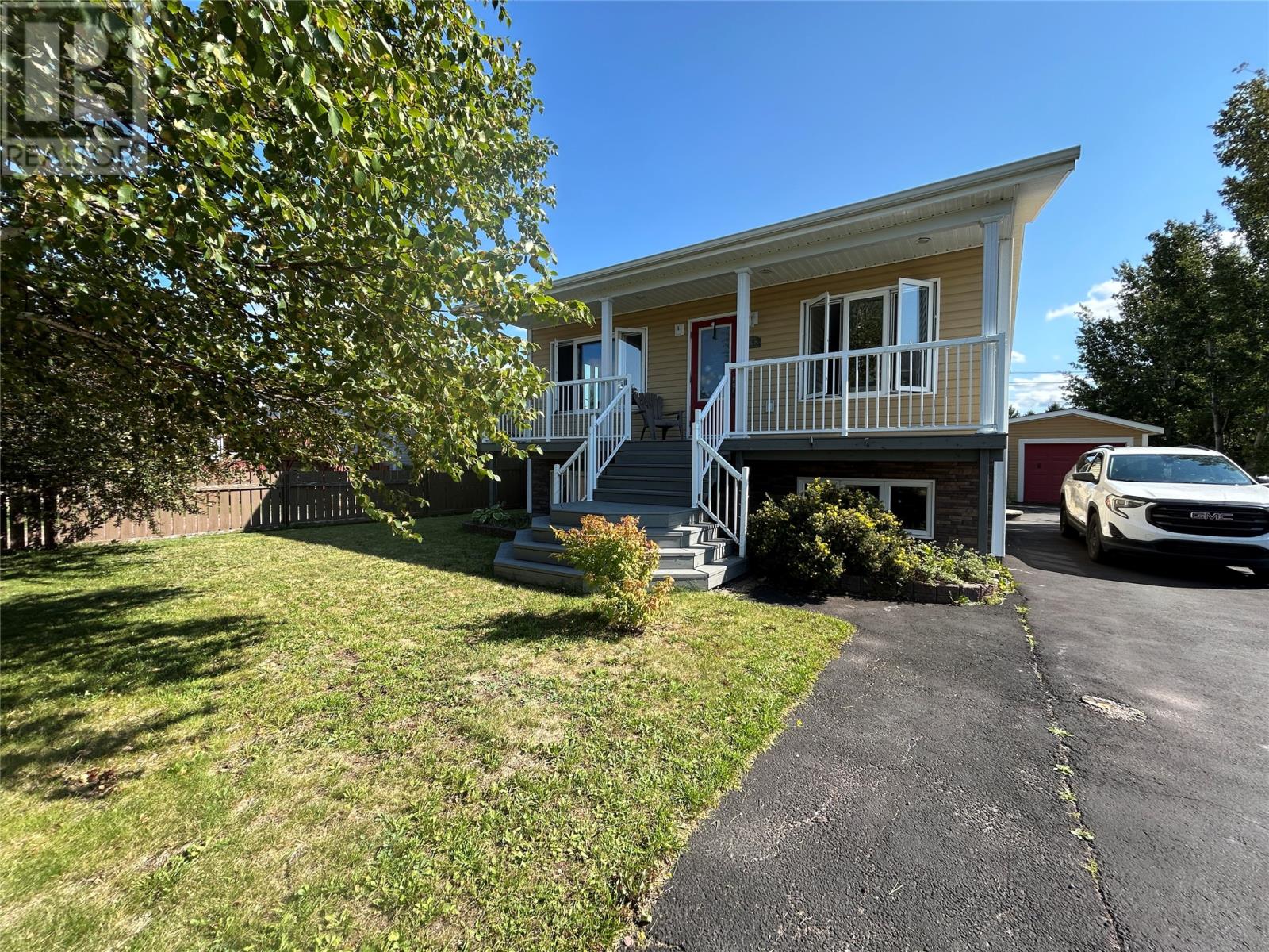 46 B Marshalls Dr, Bishop's Falls, NL A0H 1C0