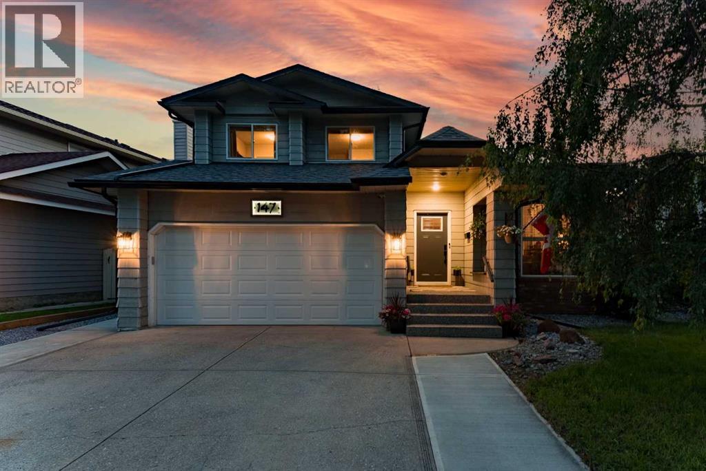 147 Midpark Dr SE, Calgary, AB T2X 2J2