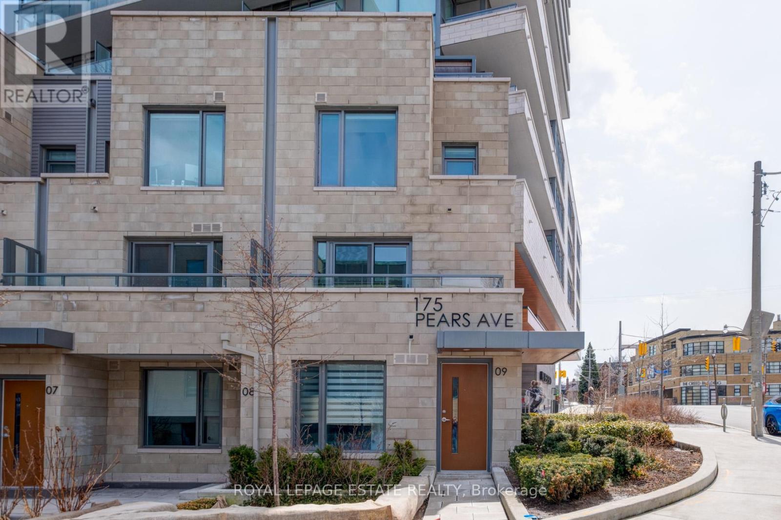 175 Pears Avenue, Toronto Annex, ON M5R 0C1