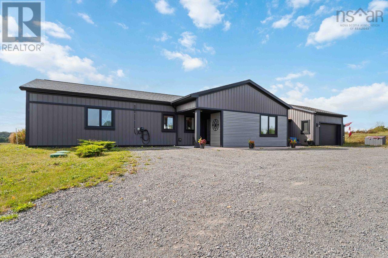 1144 Avondale Rd, Poplar Grove, NS B0N 2A0
