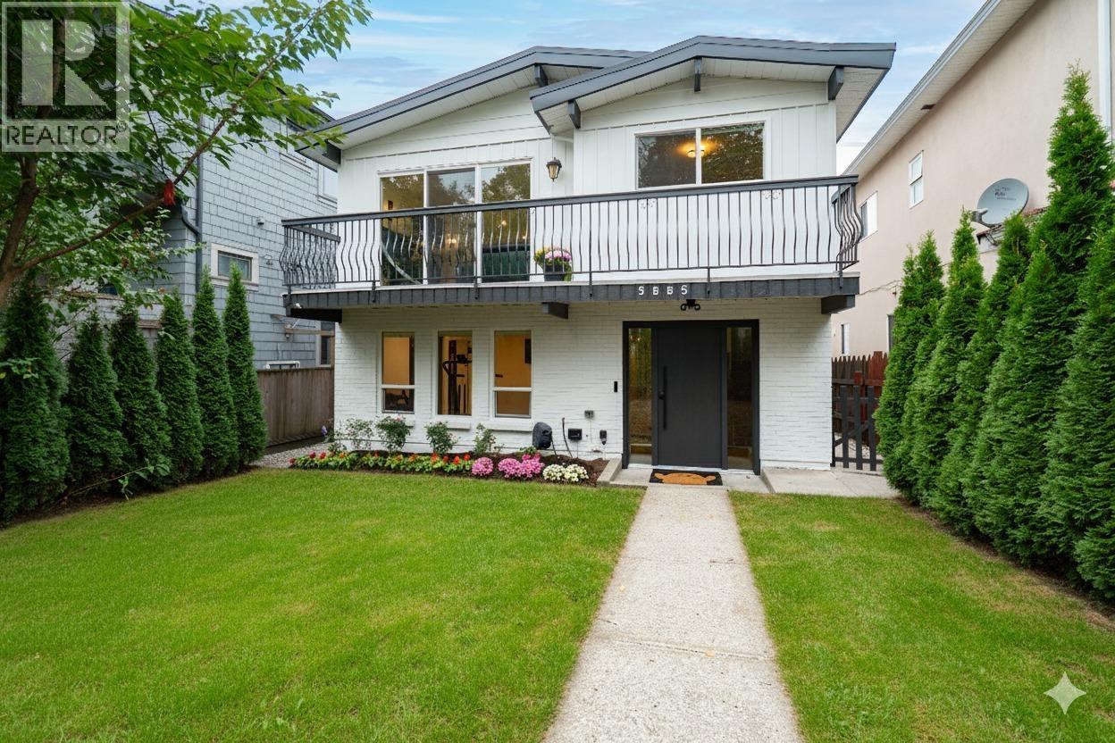 5885 Sherbrooke St, Vancouver, BC V5W 3N1