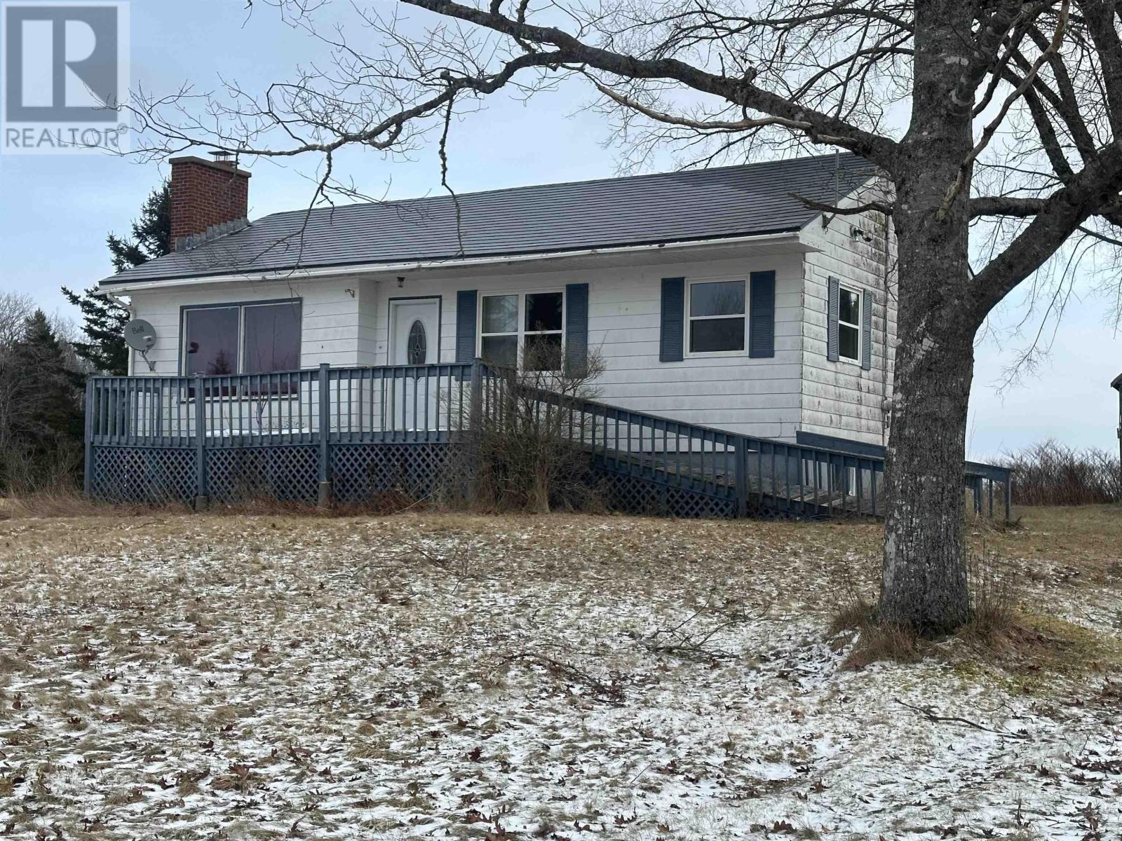 12625 Highway 215, Admiral Rock, NS B0N 2H0